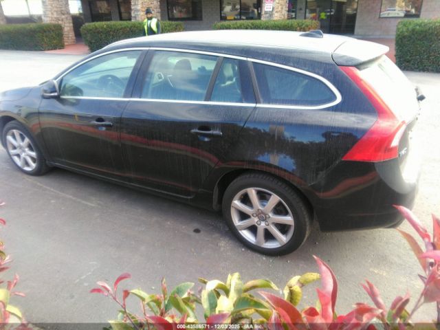 2016 VOLVO V60 YV140MEK6G1287930 Photo 2