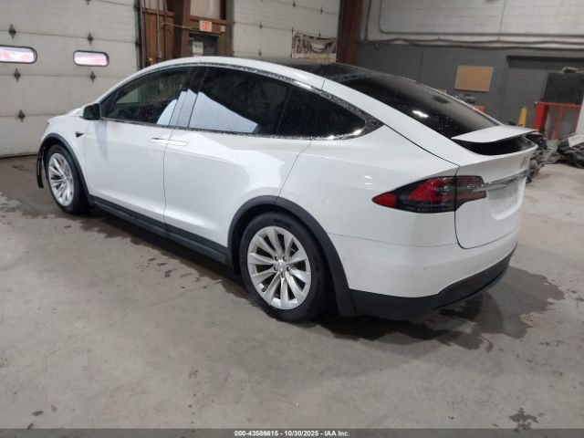 2020 TESLA MODEL X 5YJXCDE23LF233190 Photo 2