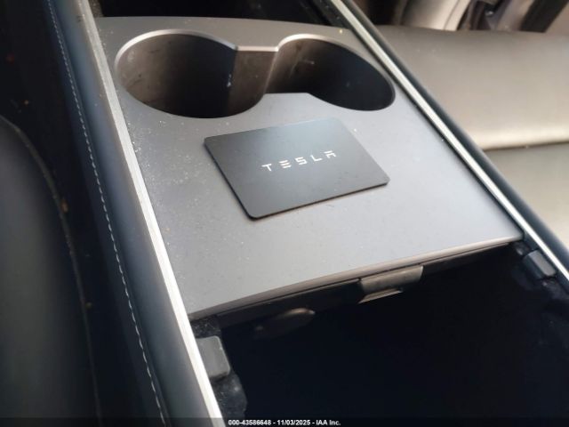 2023 TESLA MODEL Y 7SAYGDEE8PF861550 Photo 10