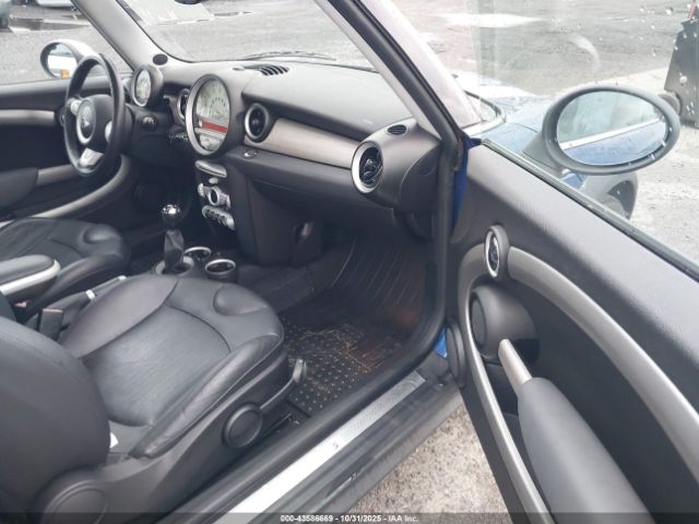 2009 MINI COOPER S WMWMF73589TT94677 Photo 4