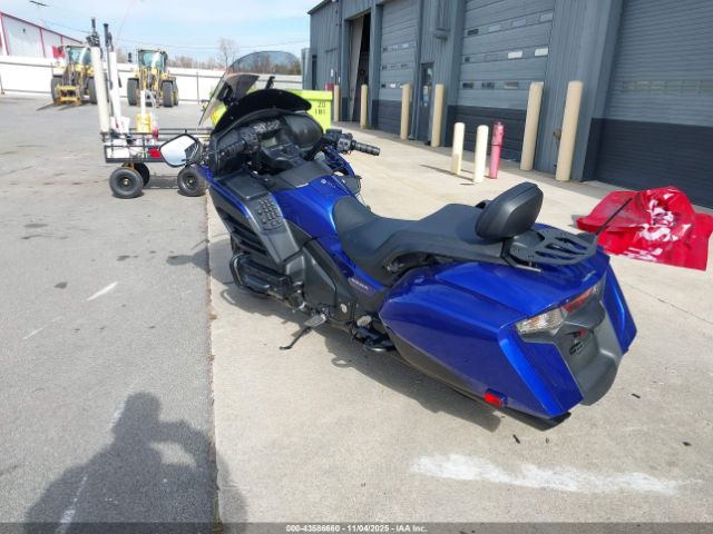 2015 HONDA GL1800 JH2SC6842FK200702 Photo 2