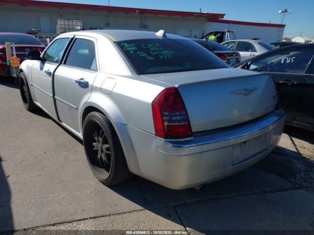 2006 CHRYSLER 300C 2C3KA63HX6H121945 Photo 2