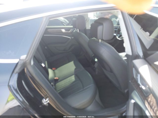 2019 AUDI A7 WAUU2AF23KN128813 Photo 7