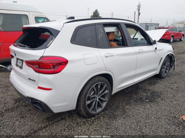 2018 BMW X3 5UXTS3C51J0Y99743 Photo 3