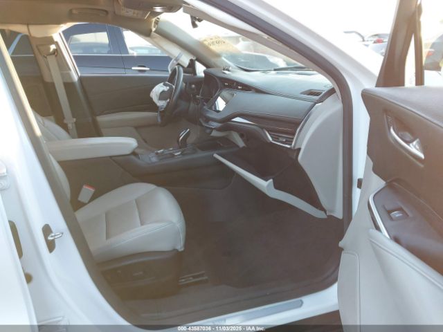 2020 CADILLAC XT4 1GYFZCR40LF033812 Photo 4