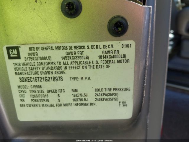 2001 GMC YUKON XL 1500 3GKEC16T21G218978 Photo 8