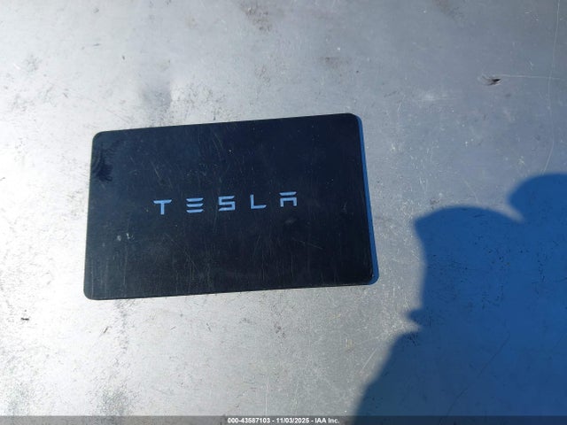 2026 TESLA MODEL Y 7SAYGDEE0TA388086 Photo 10