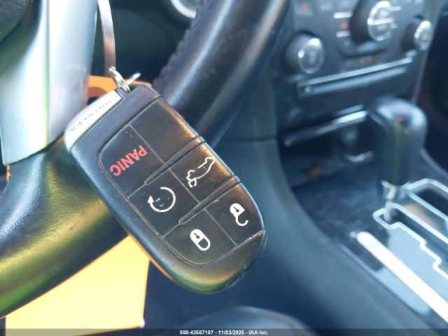 2011 CHRYSLER 300 2C3CA5CG0BH564749 Photo 10