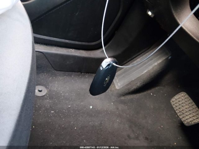 2021 CHEVROLET EQUINOX 2GNAXUEV1M6106800 Photo 10