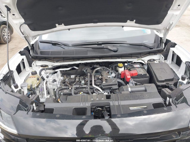 3N8AP6BA9SL315026 Nissan Kicks S Fwd