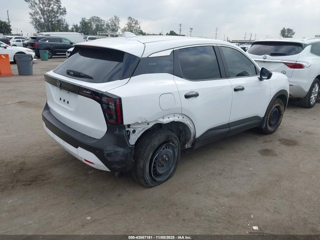 3N8AP6BA9SL315026 Nissan Kicks S Fwd