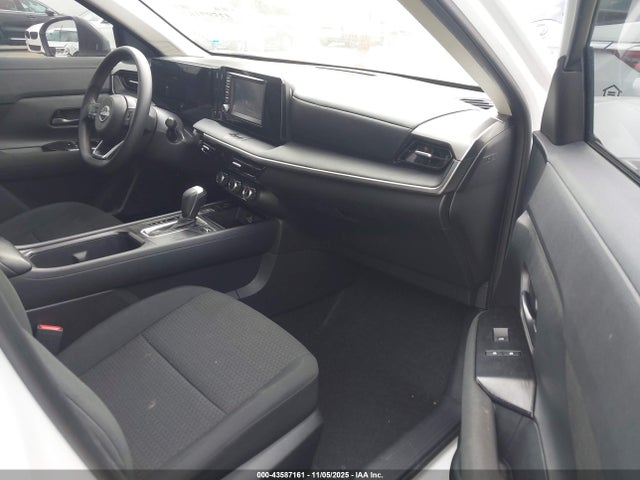 3N8AP6BA9SL315026 Nissan Kicks S Fwd