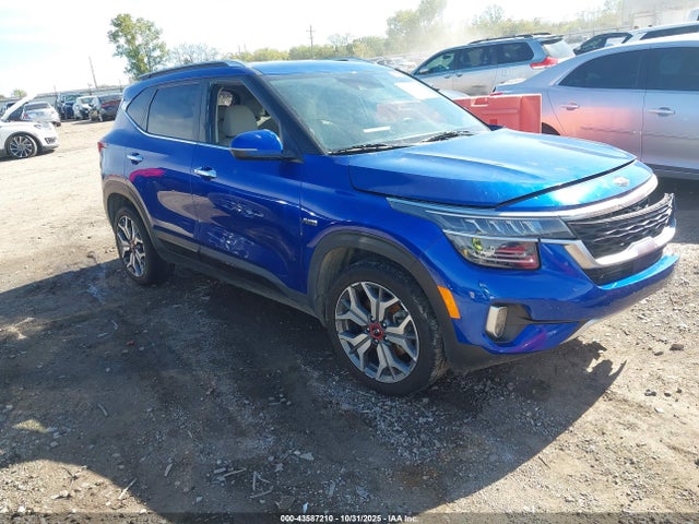 2021 KIA SELTOS KNDETCA27M7157262