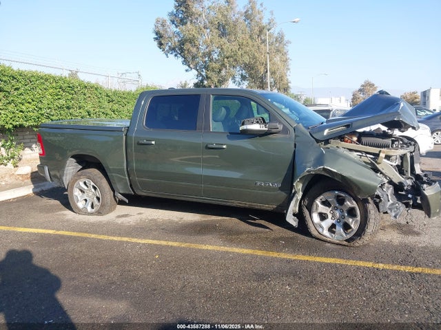 1C6SRFFM6MN612036 RAM 1500 Big Horn 4x4 5&#039;7 Box