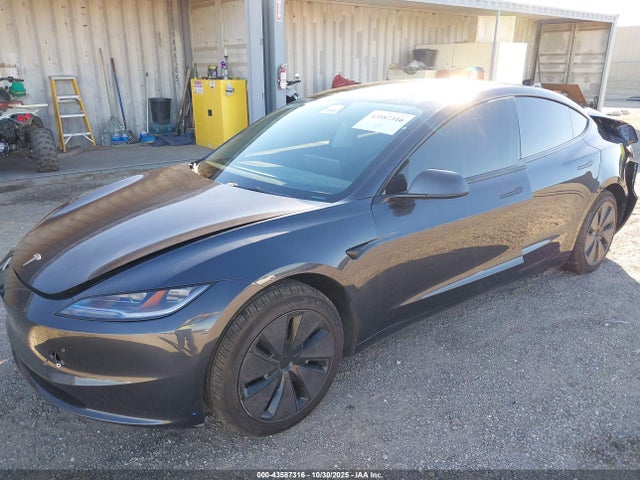 2025 TESLA MODEL 3 5YJ3E1EA6SF027276 Photo 1