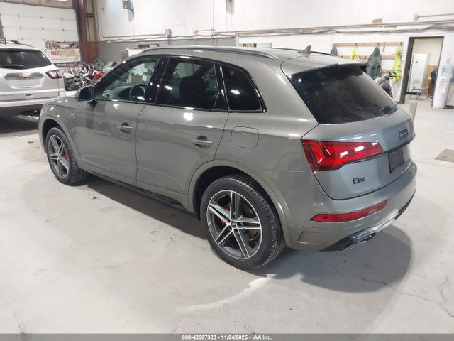 2024 AUDI Q5 WA1E2AFY2R2130537 Photo 2