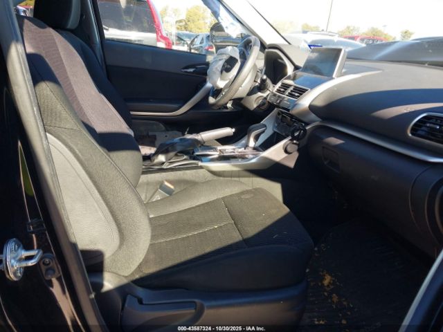 2018 MITSUBISHI ECLIPSE CROSS JA4AT4AA5JZ066545 Photo 4