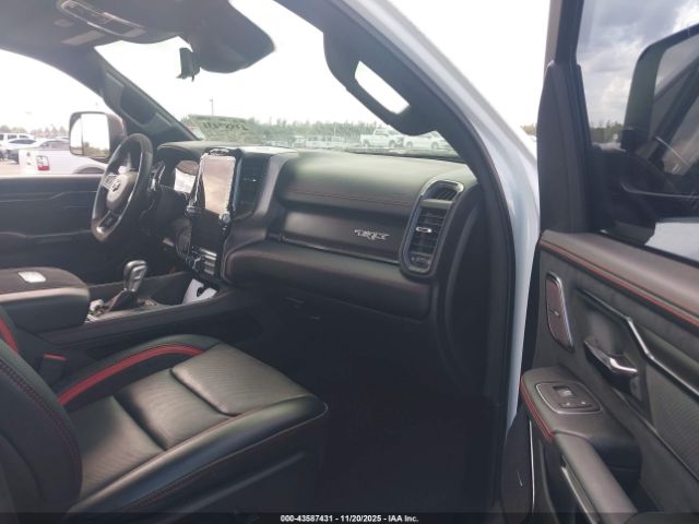 2022 RAM 1500 1C6SRFU94NN335211 Photo 4