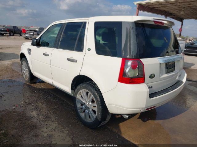 2010 LAND ROVER LR2 SALFT2BN3AH158060 Photo 2