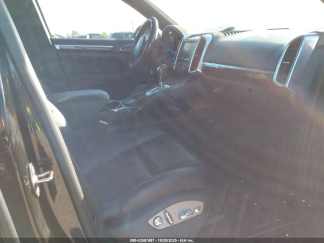 2014 PORSCHE CAYENNE WP1AA2A24ELA92537 Photo 4