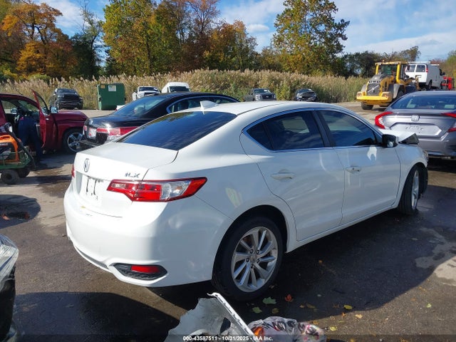 2018 ACURA ILX 19UDE2F35JA001271 Photo 3
