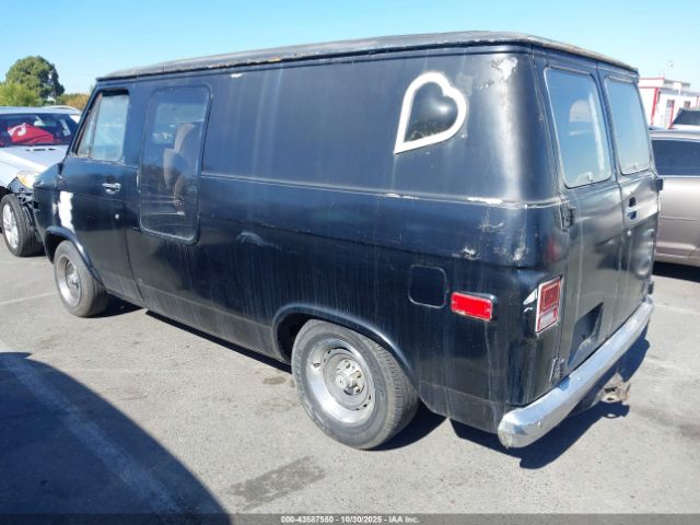 1976 CHEVROLET VAN CGV156U210688 Photo 2
