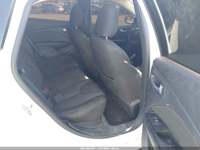 1C3CDFAA5ED790959 Dodge DART SE