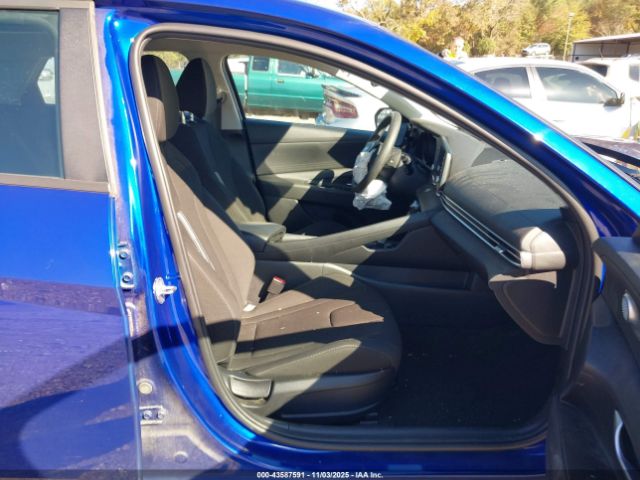 2023 HYUNDAI ELANTRA HYBRID KMHLM4AJ5PU045806 Photo 4