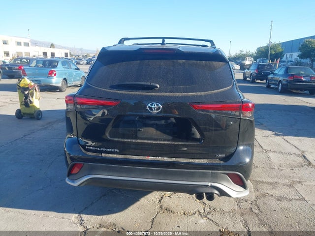 Toyota 2gr-fks 2021 5TDJZRAH8MS081111 Image 16