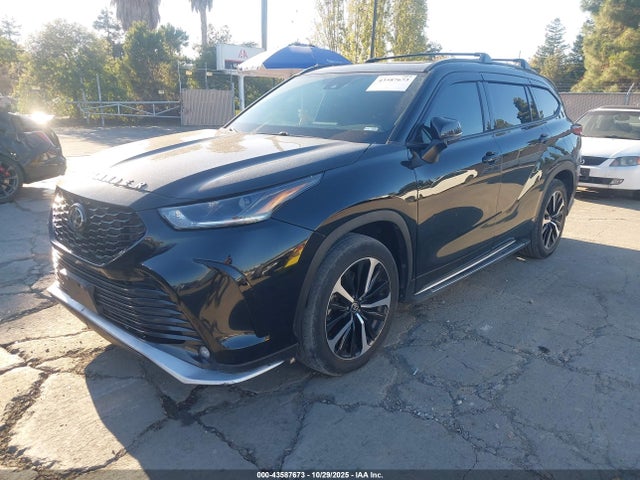 Toyota 2gr-fks 2021 5TDJZRAH8MS081111 Image 2