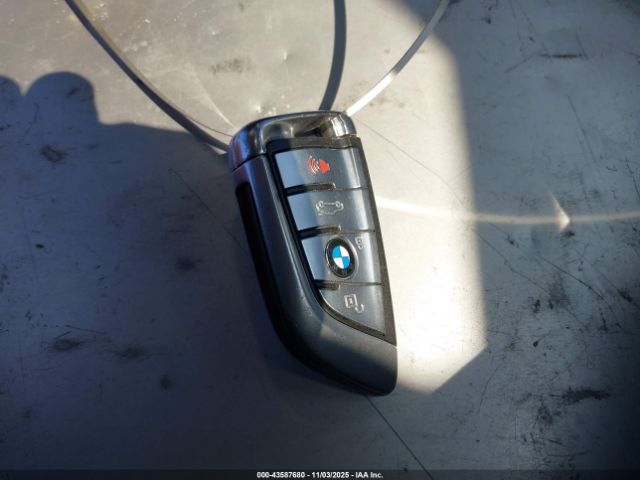 2019 BMW 5 SERIES WBAJA5C58KWW11011 Photo 10