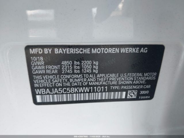 2019 BMW 5 SERIES WBAJA5C58KWW11011 Photo 8