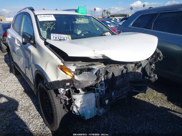 Toyota RAV4 LE 2017 JTMZFREV6HJ703560 Image 23