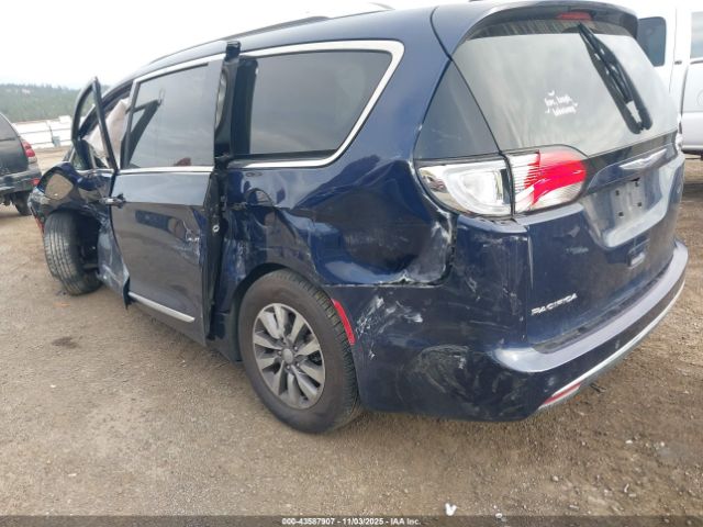 2019 CHRYSLER PACIFICA 2C4RC1EGXKR627372 Photo 2