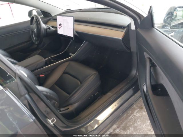 2020 TESLA MODEL 3 5YJ3E1EC6LF647211 Photo 4