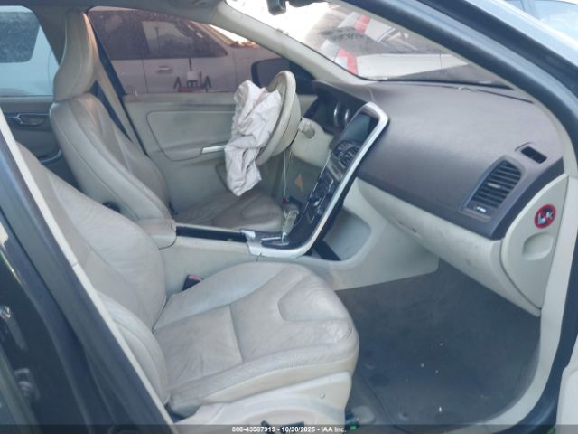 2011 VOLVO XC60 YV4952DL6B2201673 Photo 4