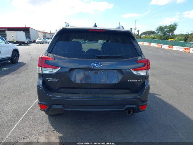 Subaru Forester Limited 2019 JF2SKASC9KH412889 Image 16