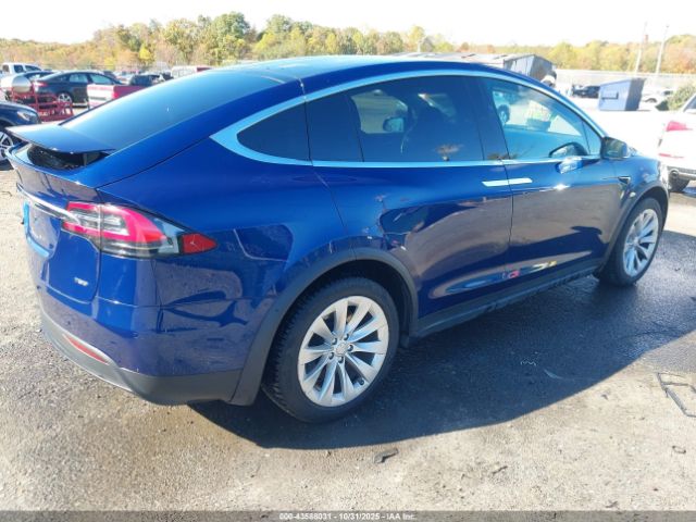 2017 TESLA MODEL X 5YJXCAE20HF067331 Photo 3