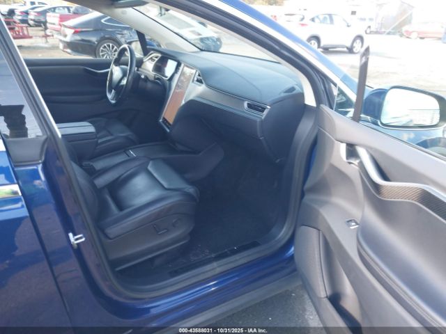 2017 TESLA MODEL X 5YJXCAE20HF067331 Photo 4