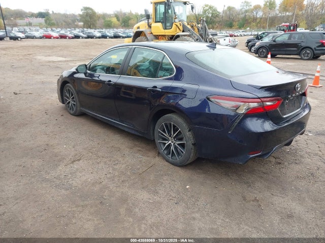 Продажа на аукционе авто 2021 Toyota Camry Se, vin: 4T1G11AK4MU484864, номер лота: 43588069