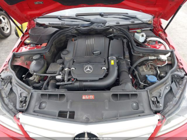2013 MERCEDES-BENZ C 250 WDDGF4HB3DR254481 Photo 9
