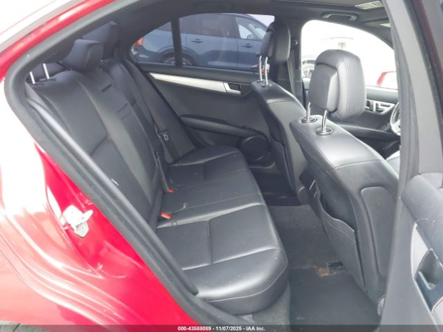 2013 MERCEDES-BENZ C 250 WDDGF4HB3DR254481 Photo 7
