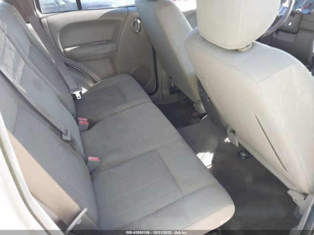 2005 JEEP LIBERTY 1J4GL58K15W516021 Photo 7
