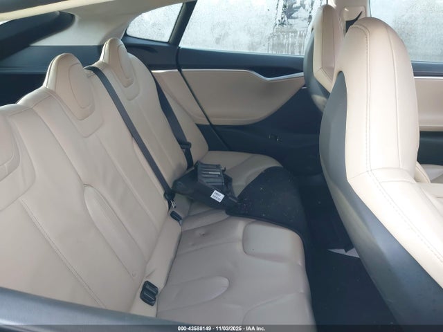 2014 TESLA MODEL S 5YJSA1H1XEFP41581 Photo 7