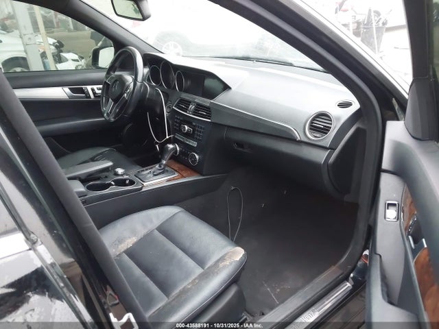 WDDGF4HB5EA937069 Mercedes-Benz C 250 Sport