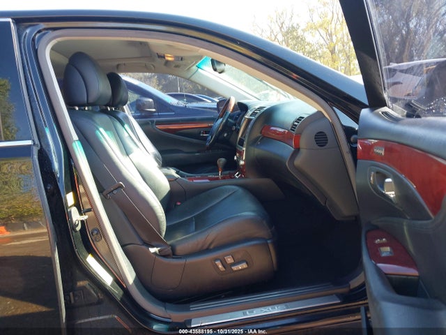 43588195 :رقم المزاد ، JTHCL5EF6C5013873 vin ، 2012 Lexus Ls 460 مزاد بيع