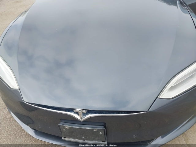 2016 TESLA MODEL S 5YJSA1E28GF171368 Photo 9