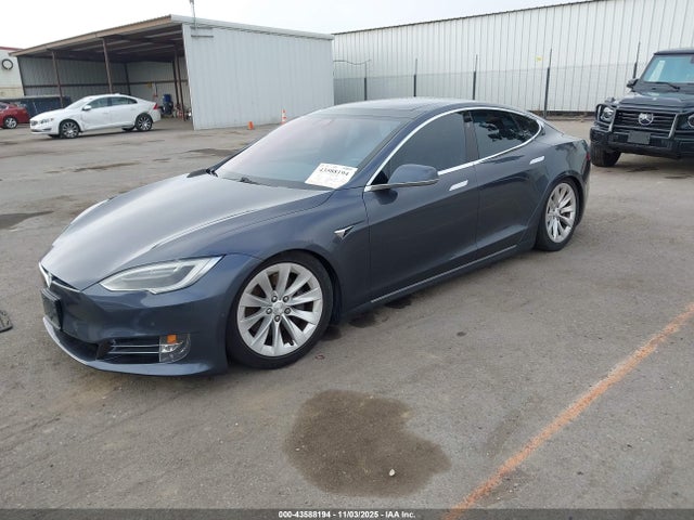 2016 TESLA MODEL S 5YJSA1E28GF171368 Photo 1