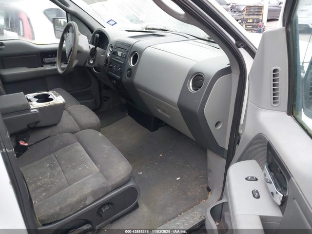 2005 FORD F-150 1FTVF12525NA04094 Photo 4