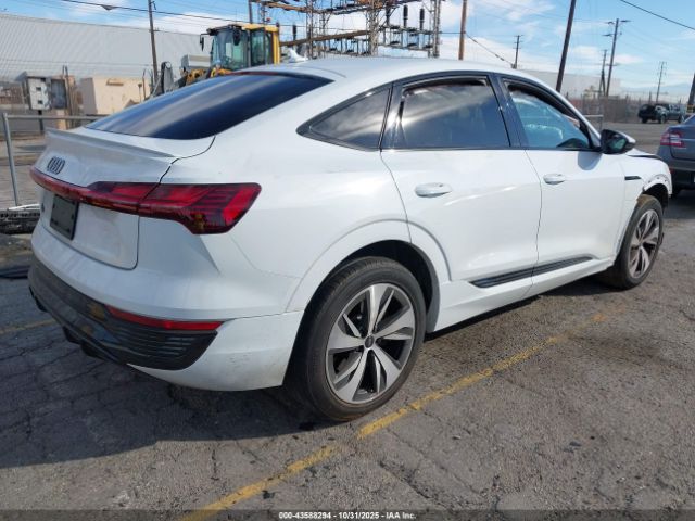 2024 AUDI Q8 E-TRON WA1BAAGE4RB036153 Photo 3